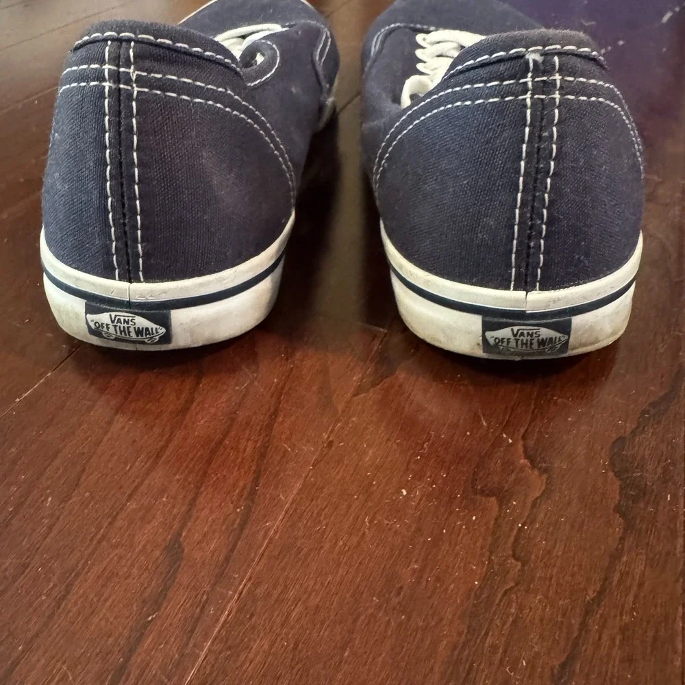 VANS Authentic Navy Blue Canvas Lace Up Low Top Sneakers Shows Womens 8 Mens 6.5